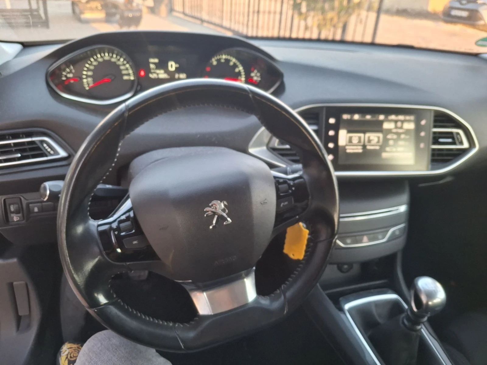 Peugeot 308 1.6 benzin , снимка 15 - Автомобили и джипове - 53803210
