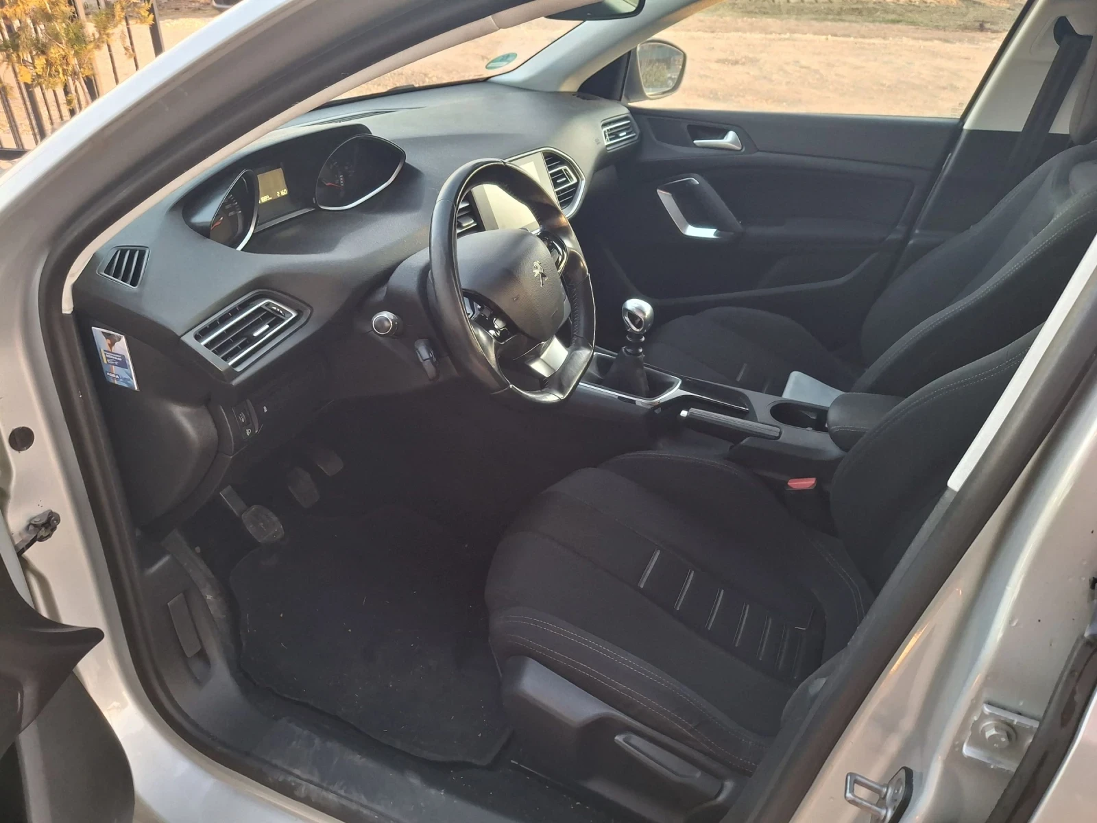 Peugeot 308 1.6 benzin , снимка 11 - Автомобили и джипове - 53803210