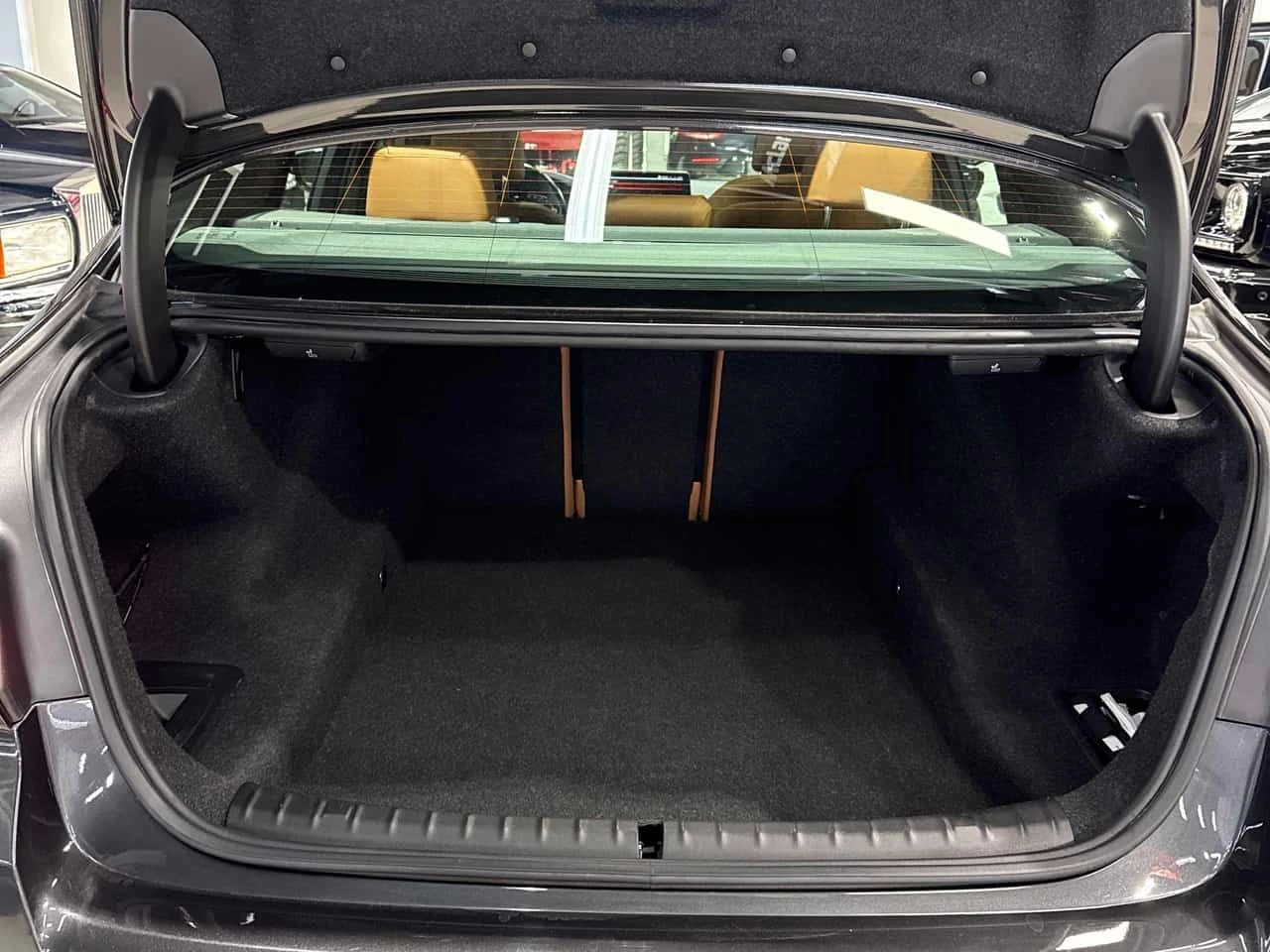 BMW 540 540i xDrive  CARFAX, снимка 16 - Автомобили и джипове - 54327241