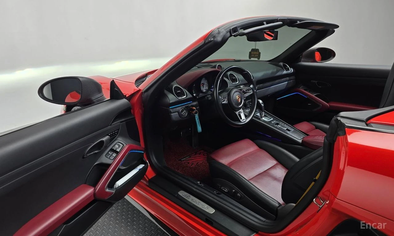 Porsche Boxster 2.5S Cabrio* ПОДГРЕВ* ОБДУХВАНЕ* CARBON* КАМЕРА* , снимка 6 - Автомобили и джипове - 54855064