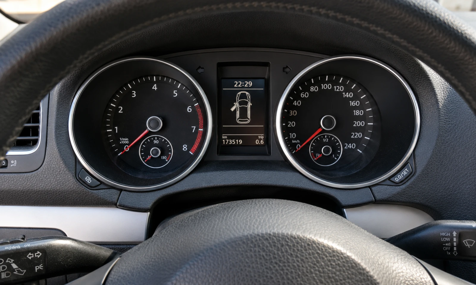 VW Golf 1.8 TSI DSG, снимка 4 - Автомобили и джипове - 54866626