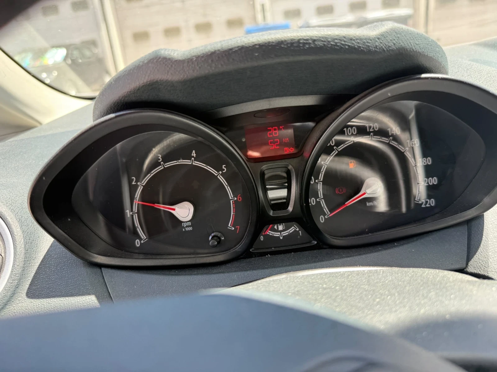 Ford Fiesta 1.2i + ����� | Mobile.bg � ����������� 4