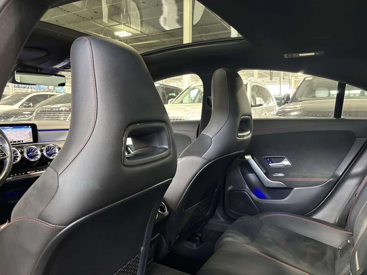 Mercedes-Benz CLA 250 * 4 MATIC * CARFAX * ФИКСИРАНА ЦЕНА ДО БГ * , снимка 8 - Автомобили и джипове - 55205791