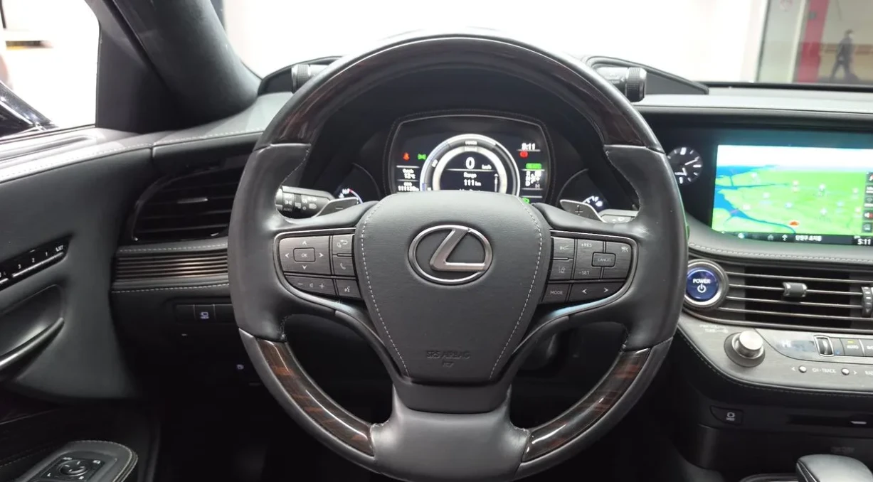 Lexus LS 500 LUXURY HYBRID AWD * 360 CAMERA * �������� *  | Mobile.bg � ����������� 7