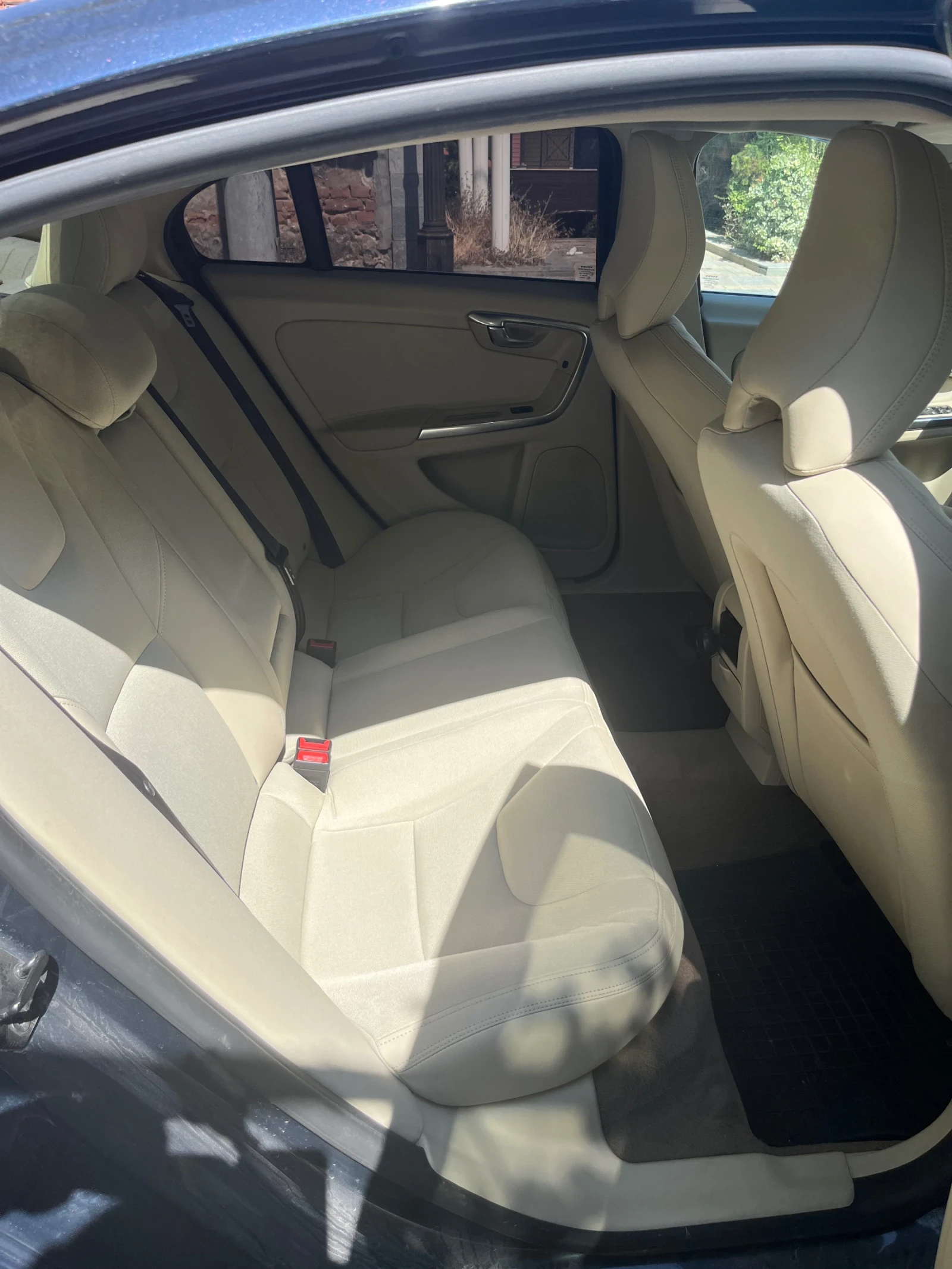 Volvo S60, снимка 5 - Автомобили и джипове - 55662368