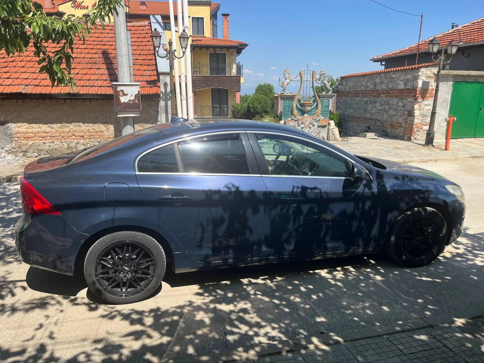Volvo S60, снимка 4 - Автомобили и джипове - 55662368