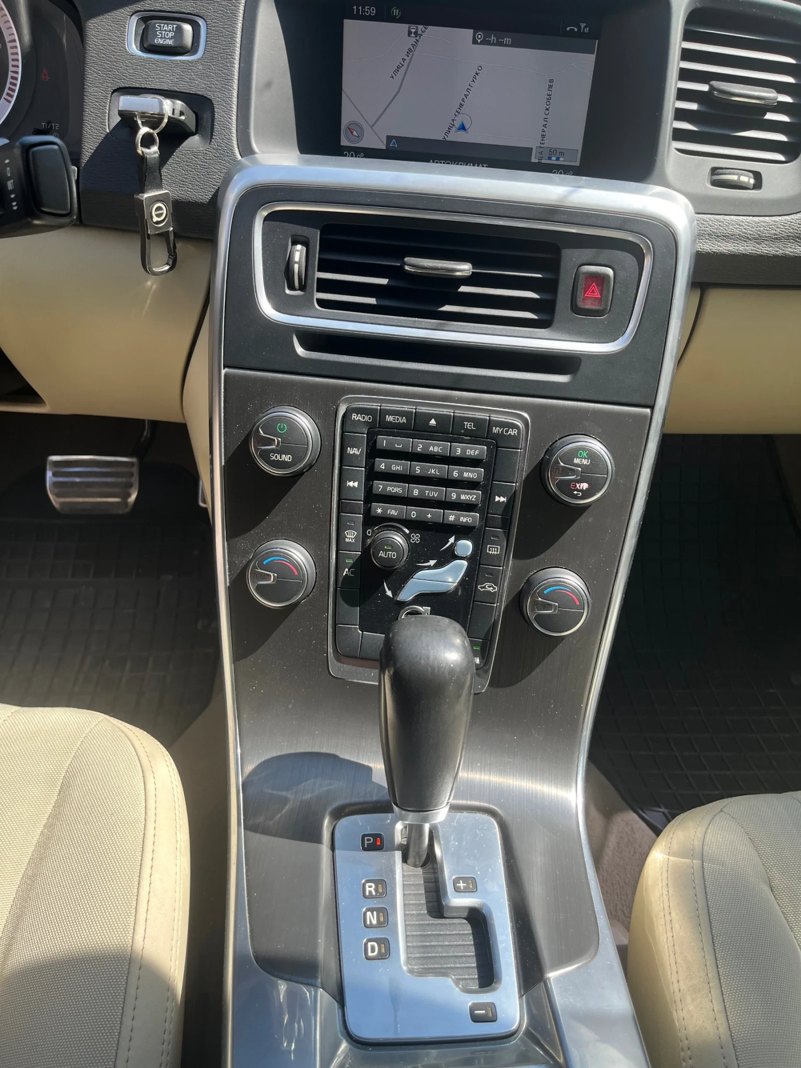 Volvo S60, снимка 9 - Автомобили и джипове - 55662368