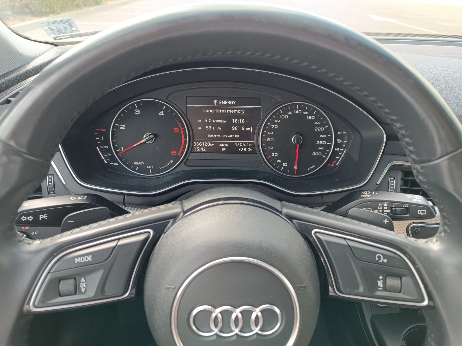Audi A4 2.0TDI 150ks Navi, снимка 9 - Автомобили и джипове - 55666958