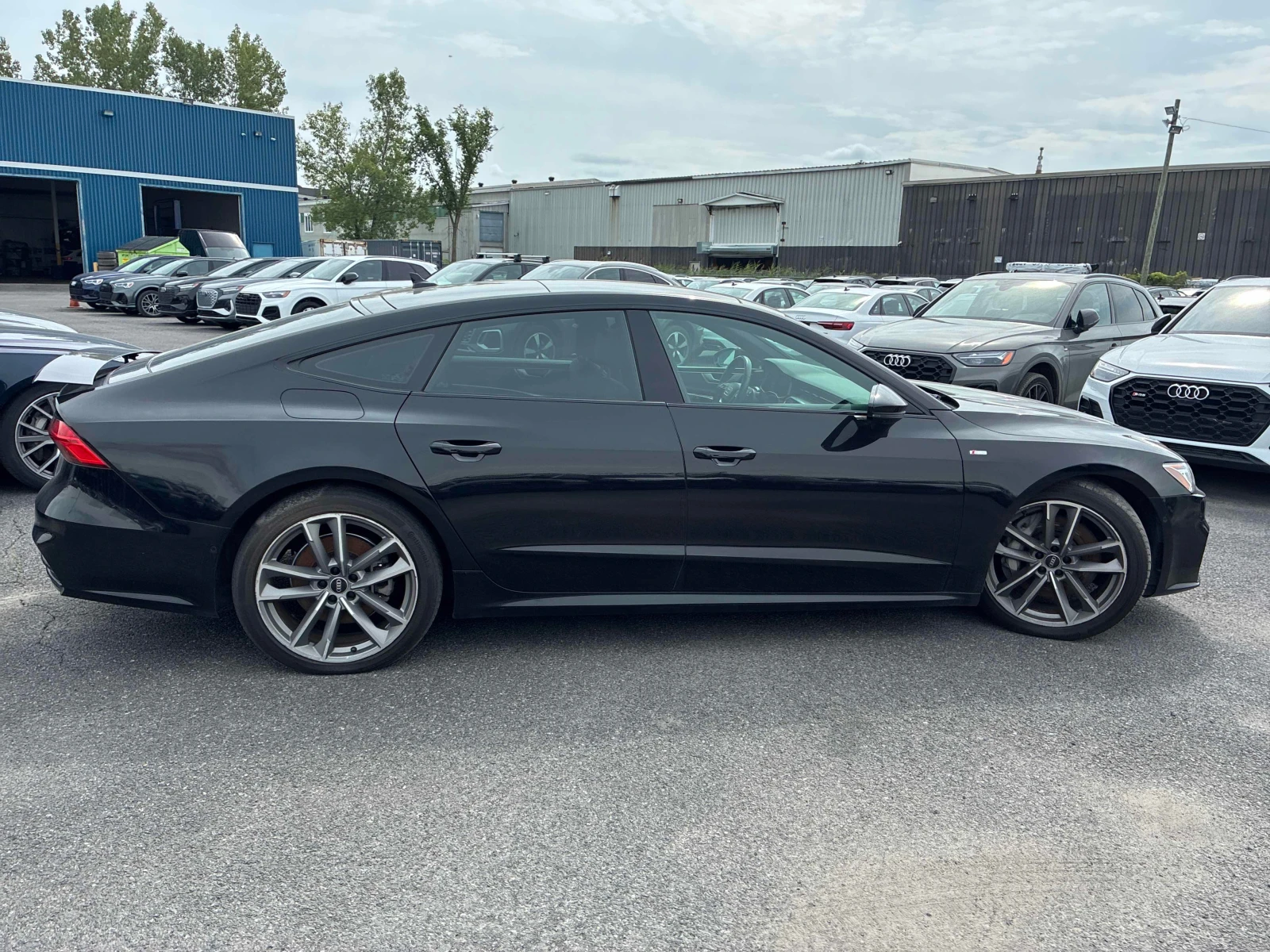 Audi A7 * PROGRESSIV * АВТОКРЕДИТ БЕЗ ПЪРВОНАЧАЛНА ВНОСКА, снимка 4 - Автомобили и джипове - 55936467