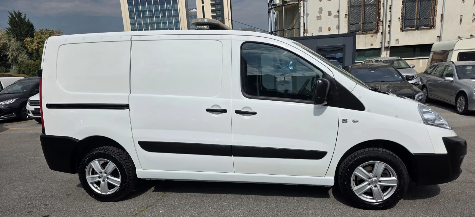 Citroen Jumpy 2.0hdi, 4x4, DANGEL 2бр., снимка 3 - Автомобили и джипове - 56144581
