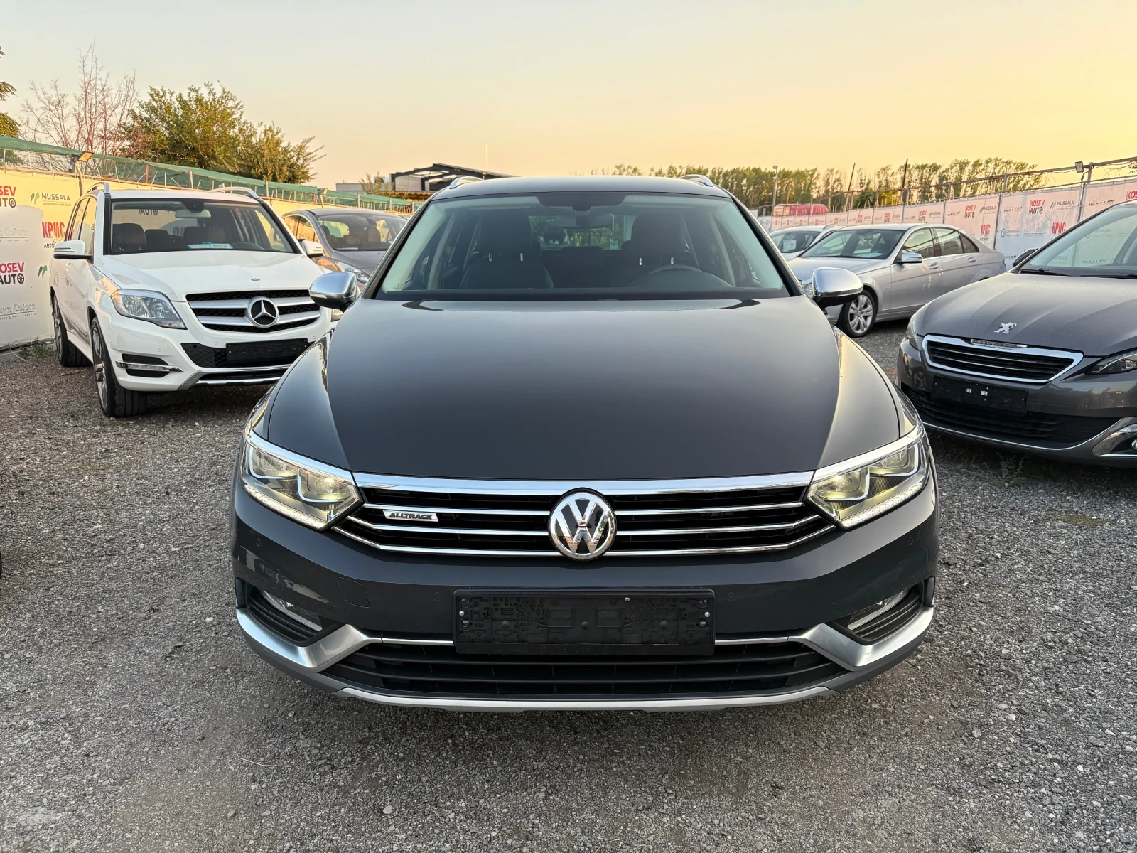 VW Passat 2.0 TDI ALLTRACK DIGITAL, снимка 2 - Автомобили и джипове - 56152284