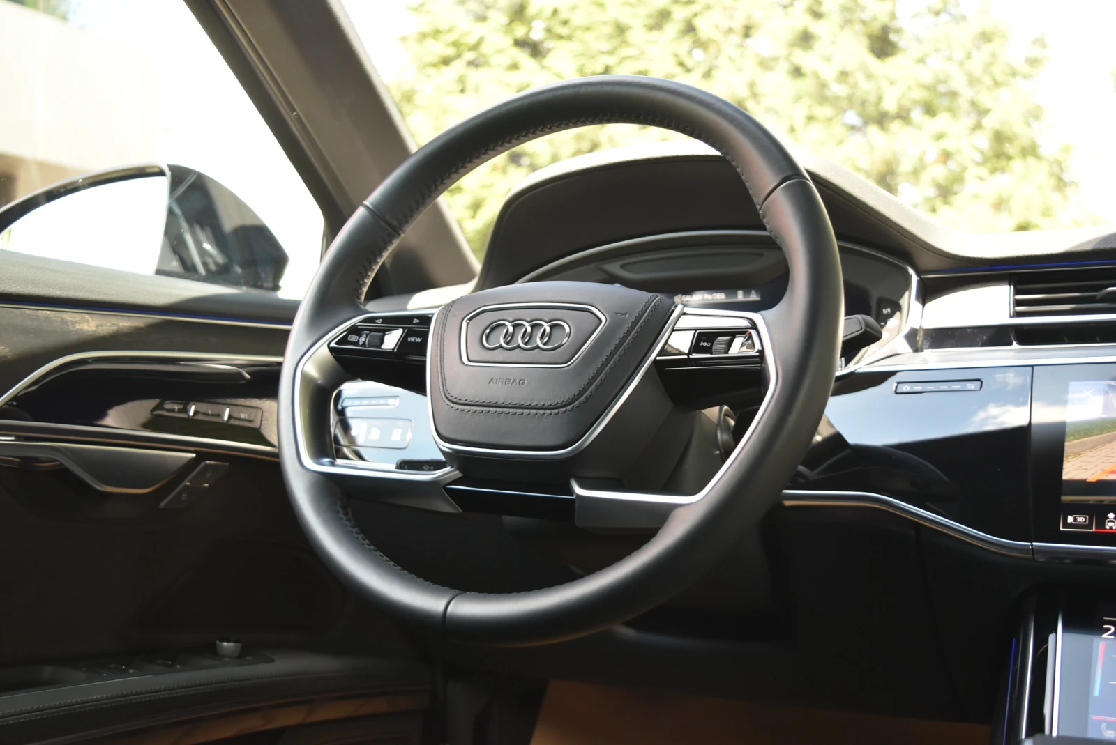 Audi A8 60 TDI lang Laser* OLED* B&O 3D*  Massage*  360 , снимка 16 - Автомобили и джипове - 56327740