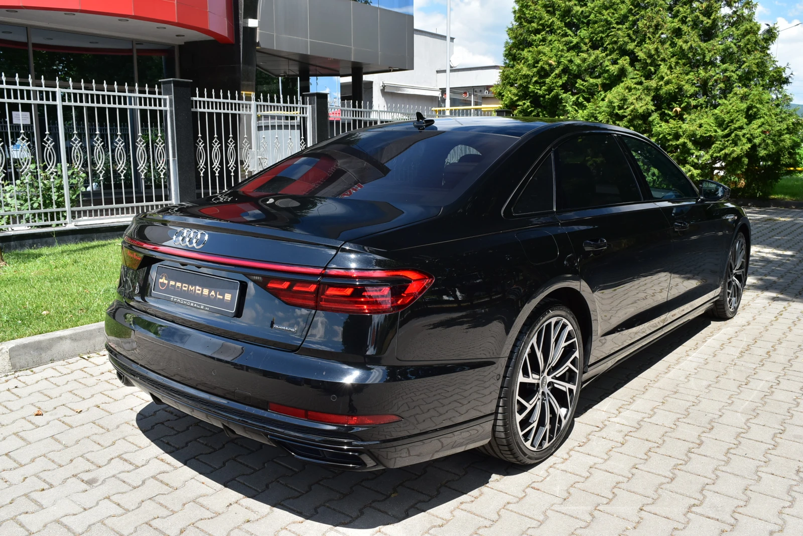 Audi A8 60 TDI lang Laser* OLED* B&O 3D*  Massage*  360 , снимка 5 - Автомобили и джипове - 56327740