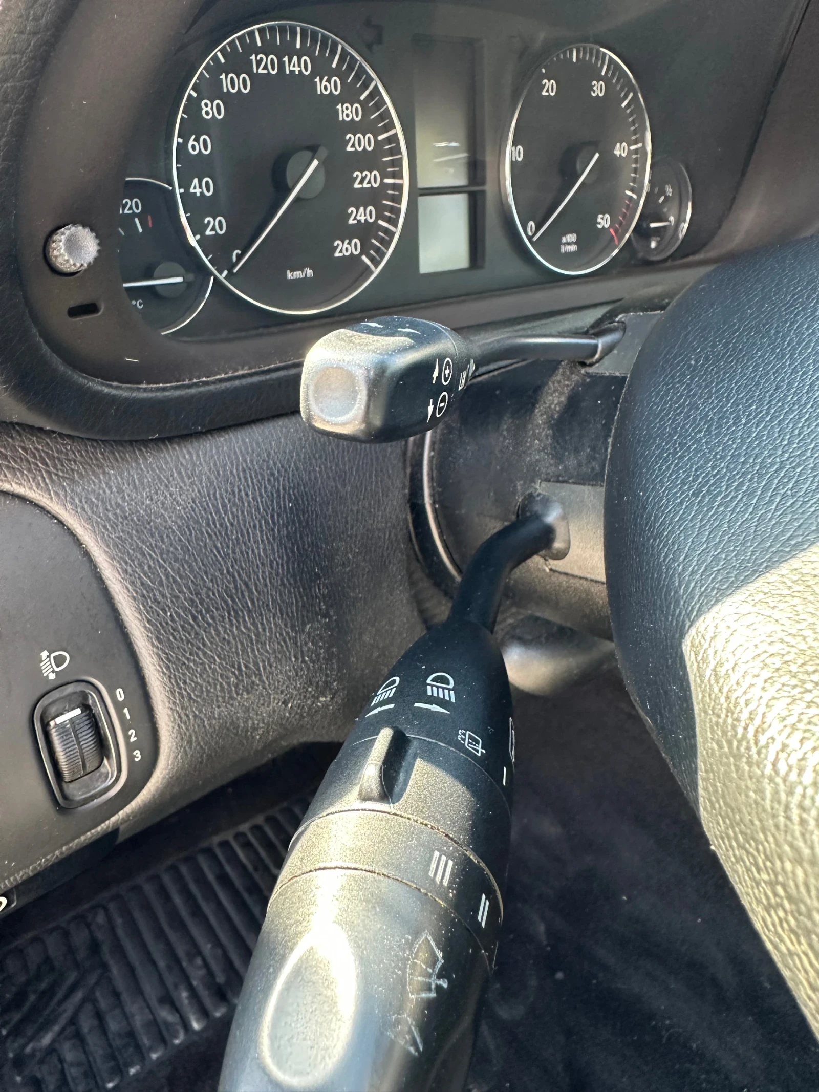 Mercedes-Benz 200, снимка 13 - Автомобили и джипове - 56597486