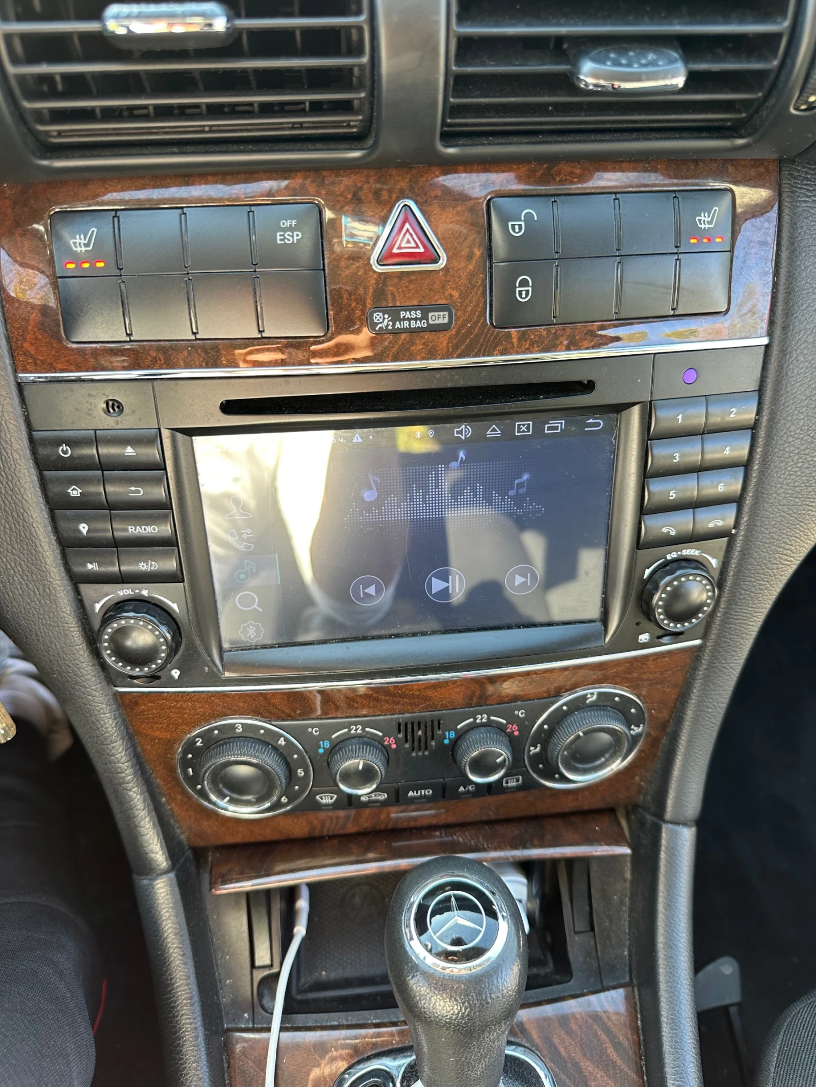Mercedes-Benz 200, снимка 4 - Автомобили и джипове - 56597486