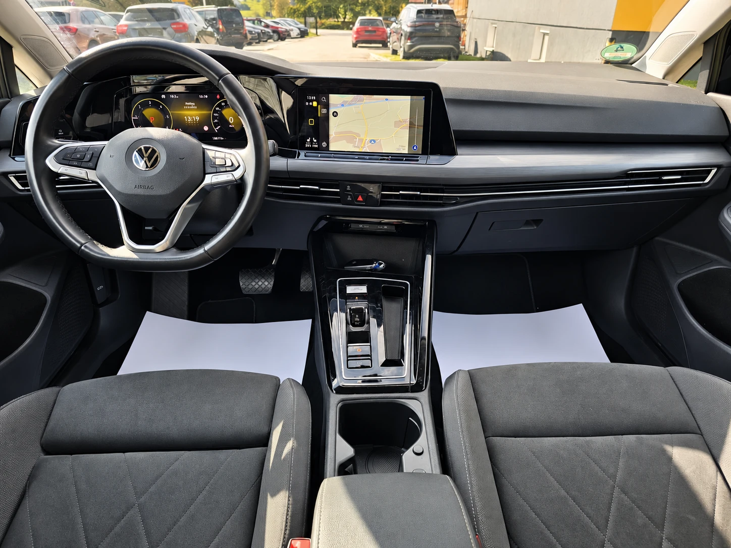 VW Golf Памет, Масаж, Style, снимка 9 - Автомобили и джипове - 56644113