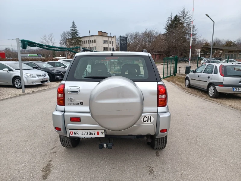 Toyota Rav4 2.0i-150кс-ШВЕЙЦАРИЯ-4Х4-РЪЧКА-FACELIFT, снимка 4 - Автомобили и джипове - 48349152