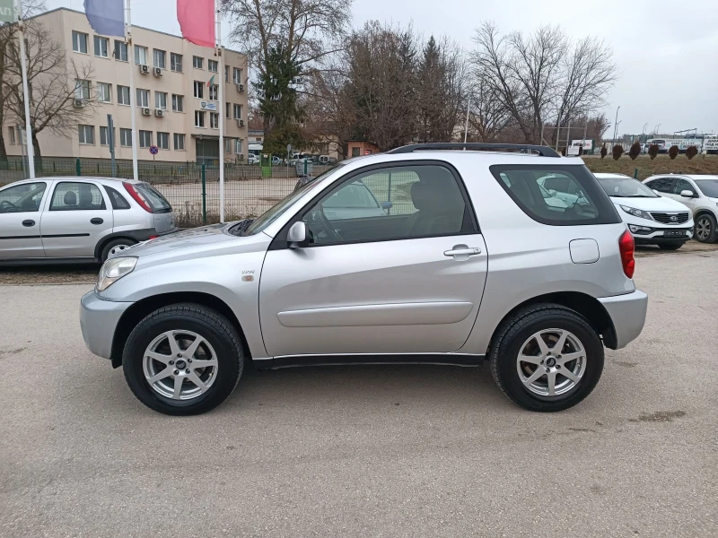 Toyota Rav4 2.0i-150кс-ШВЕЙЦАРИЯ-4Х4-РЪЧКА-FACELIFT, снимка 6 - Автомобили и джипове - 48349152