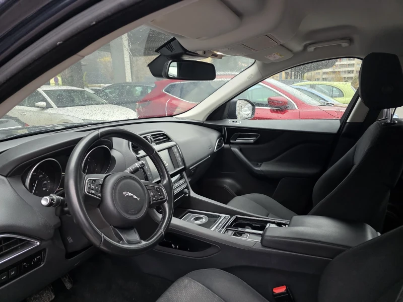 Jaguar F-PACE, снимка 7 - Автомобили и джипове - 52597304