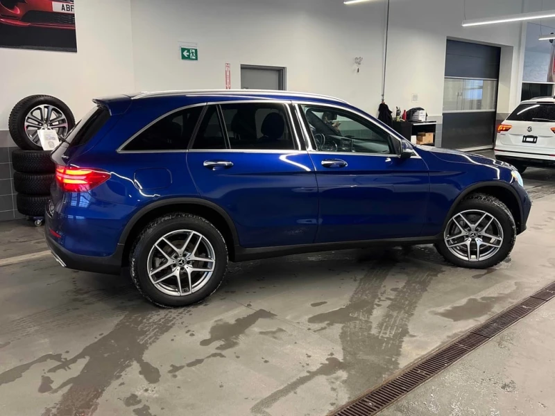 Mercedes-Benz GLC 300 2018 * CARFAX * БЕЗ ПЪРВОНАЧАЛНА ВНОСКА, снимка 4 - Автомобили и джипове - 52932530