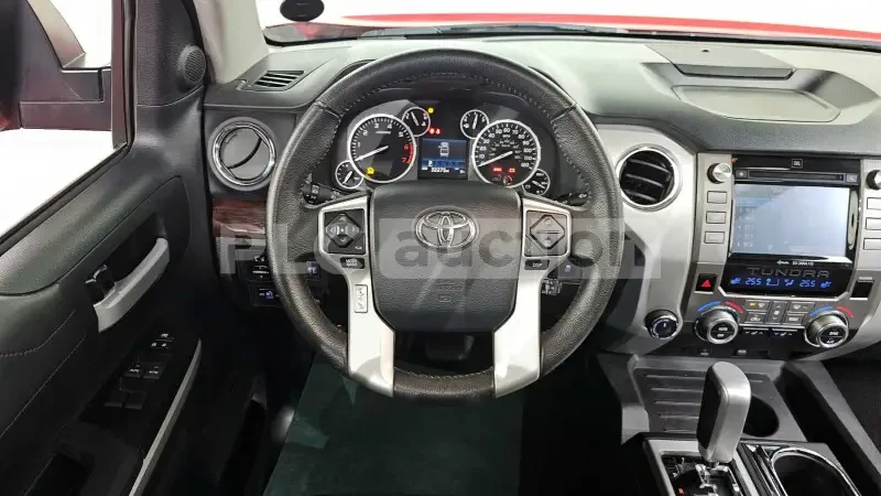 Toyota Tundra 5.7i Limited 51000km!Реална обява, снимка 11 - Автомобили и джипове - 54531347