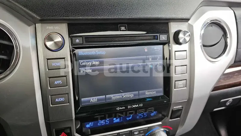 Toyota Tundra 5.7i Limited 51000km!Реална обява, снимка 13 - Автомобили и джипове - 54531347