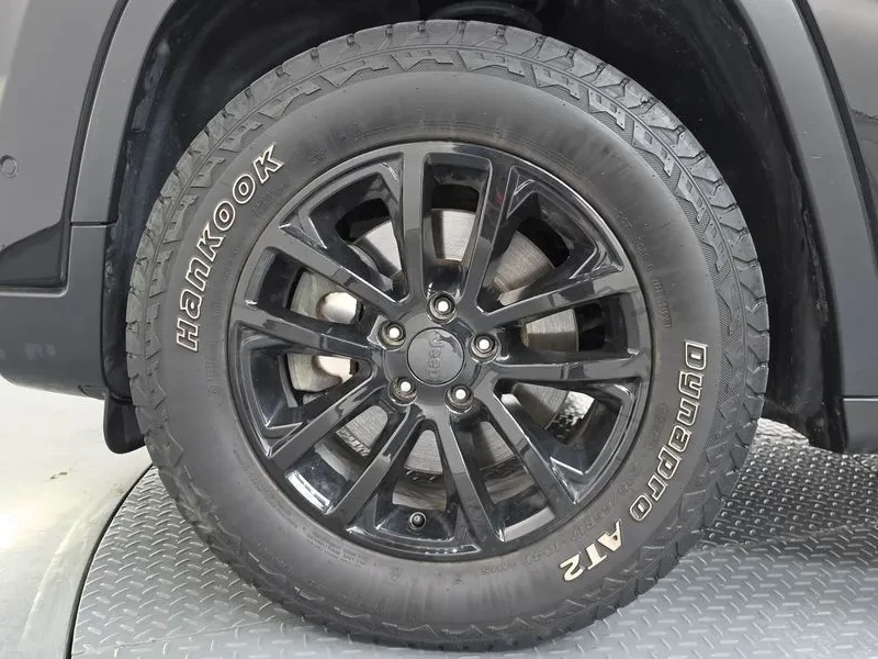 Jeep Cherokee 2.4 LONGITUDE HIGH AWD, снимка 5 - Автомобили и джипове - 55113701