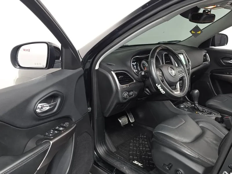 Jeep Cherokee 2.4 LONGITUDE HIGH AWD, снимка 10 - Автомобили и джипове - 55113701