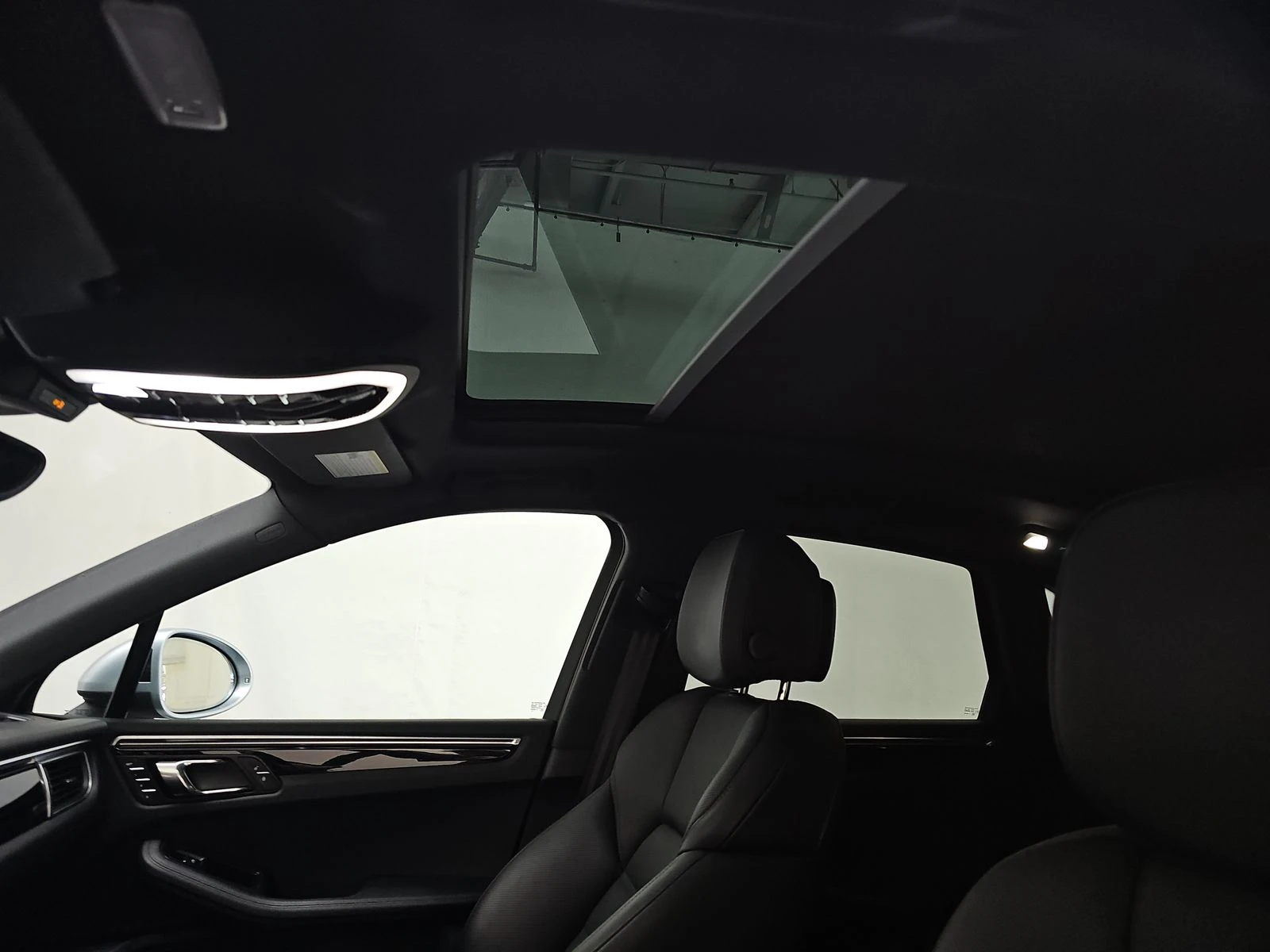 Porsche Macan   | Mobile.bg   11