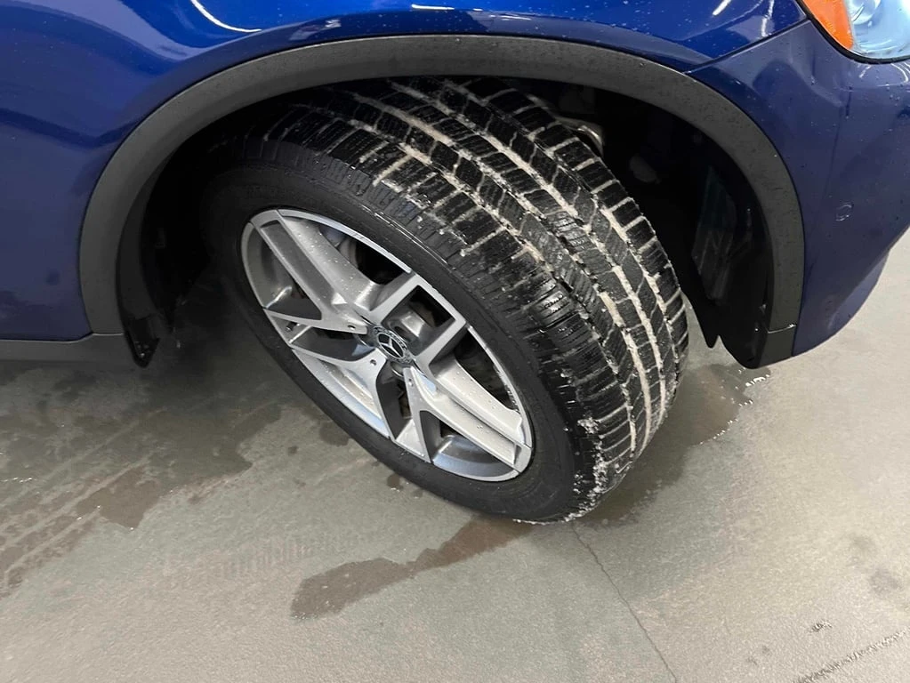 Mercedes-Benz GLC 300 2018 * CARFAX * БЕЗ ПЪРВОНАЧАЛНА ВНОСКА - изображение 6