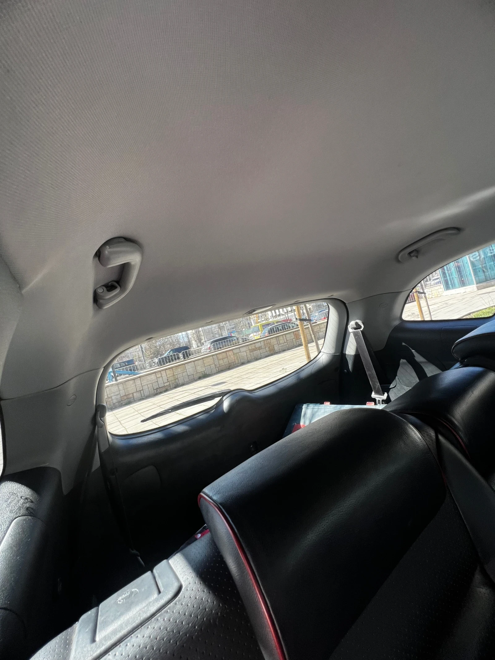 Hyundai Santa fe 2.7 4x4 газов инжекцион, снимка 6 - Автомобили и джипове - 53894832