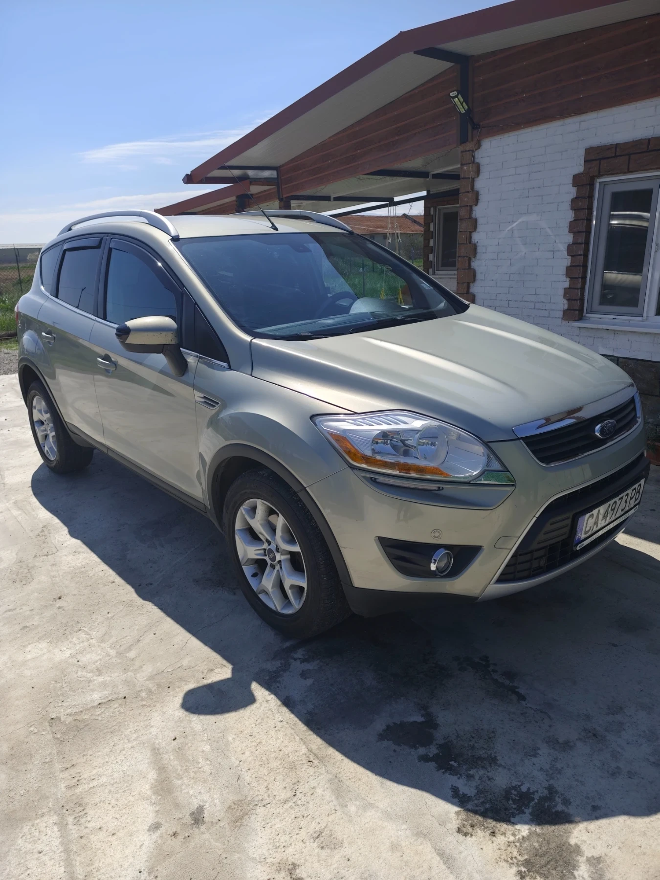 Ford Kuga, снимка 2 - Автомобили и джипове - 54171826