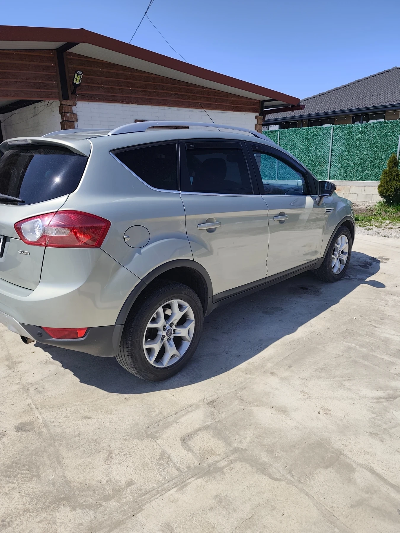 Ford Kuga, снимка 4 - Автомобили и джипове - 54171826