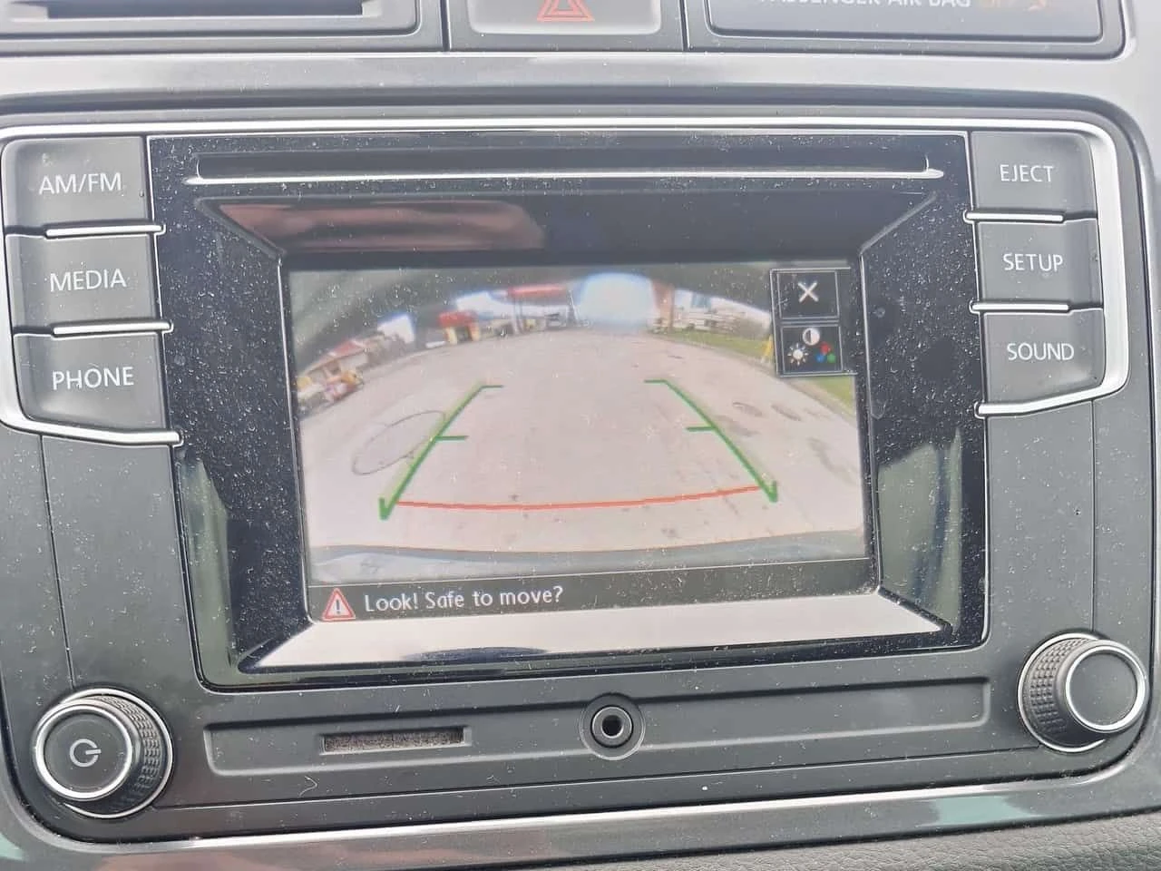 VW Tiguan * 4MOTION 4dr Auto * PANO* KEYLESS* ПОДГРЕВ* , снимка 13 - Автомобили и джипове - 54238258