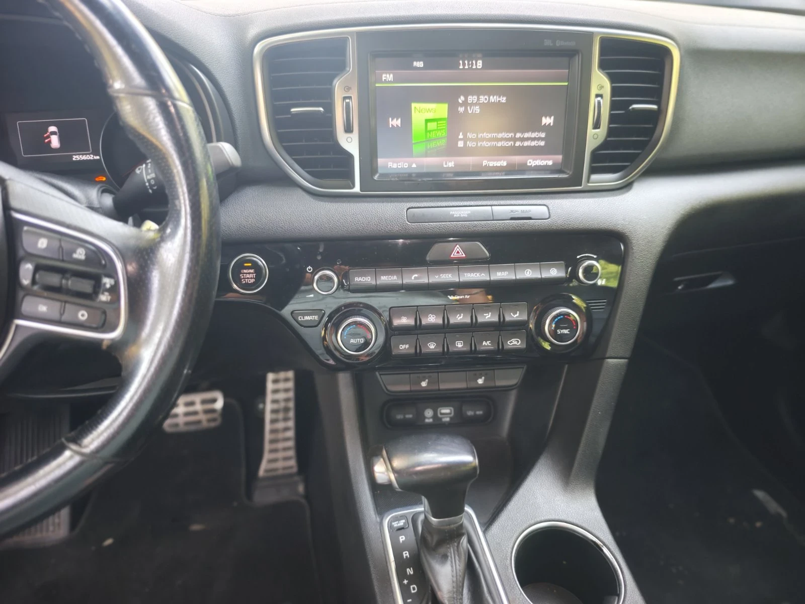 Kia Sportage, снимка 10 - Автомобили и джипове - 55622487