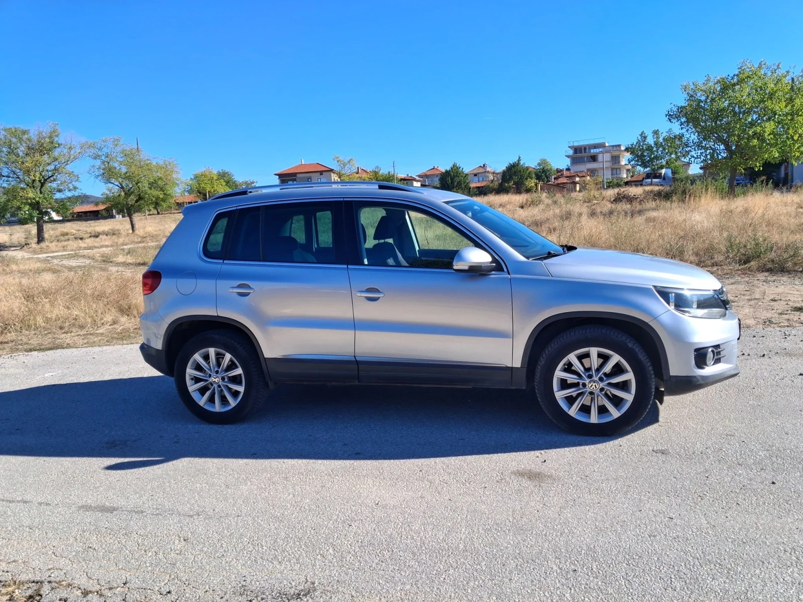 VW Tiguan 2.0TDI 7DSG 4MOTION, снимка 8 - Автомобили и джипове - 56344003