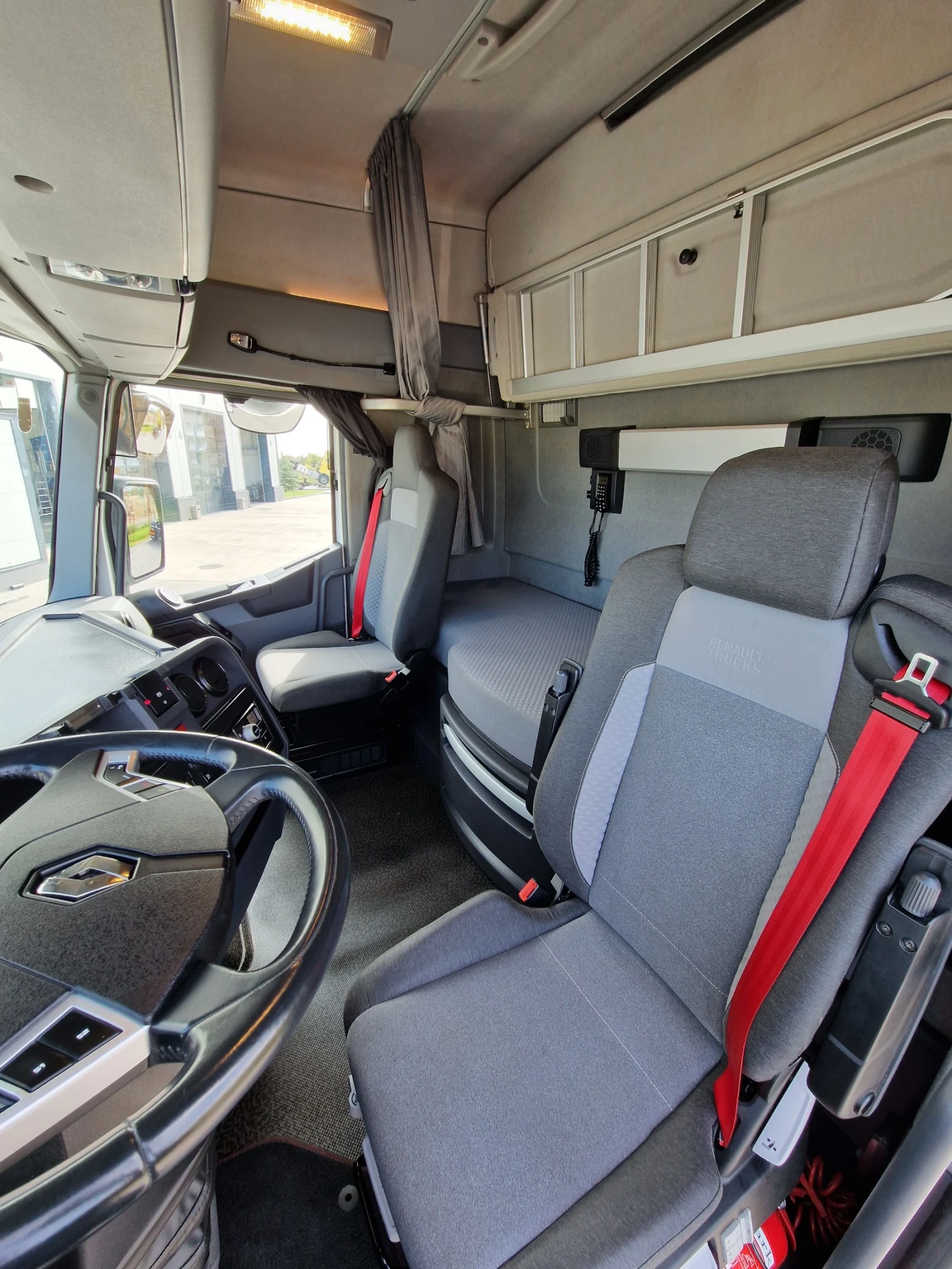 Renault T 520 ГОЛЯМА КАБИНА | 2022| 355 000км| ГАРАНЦИЯ 1 г. - изображение 7