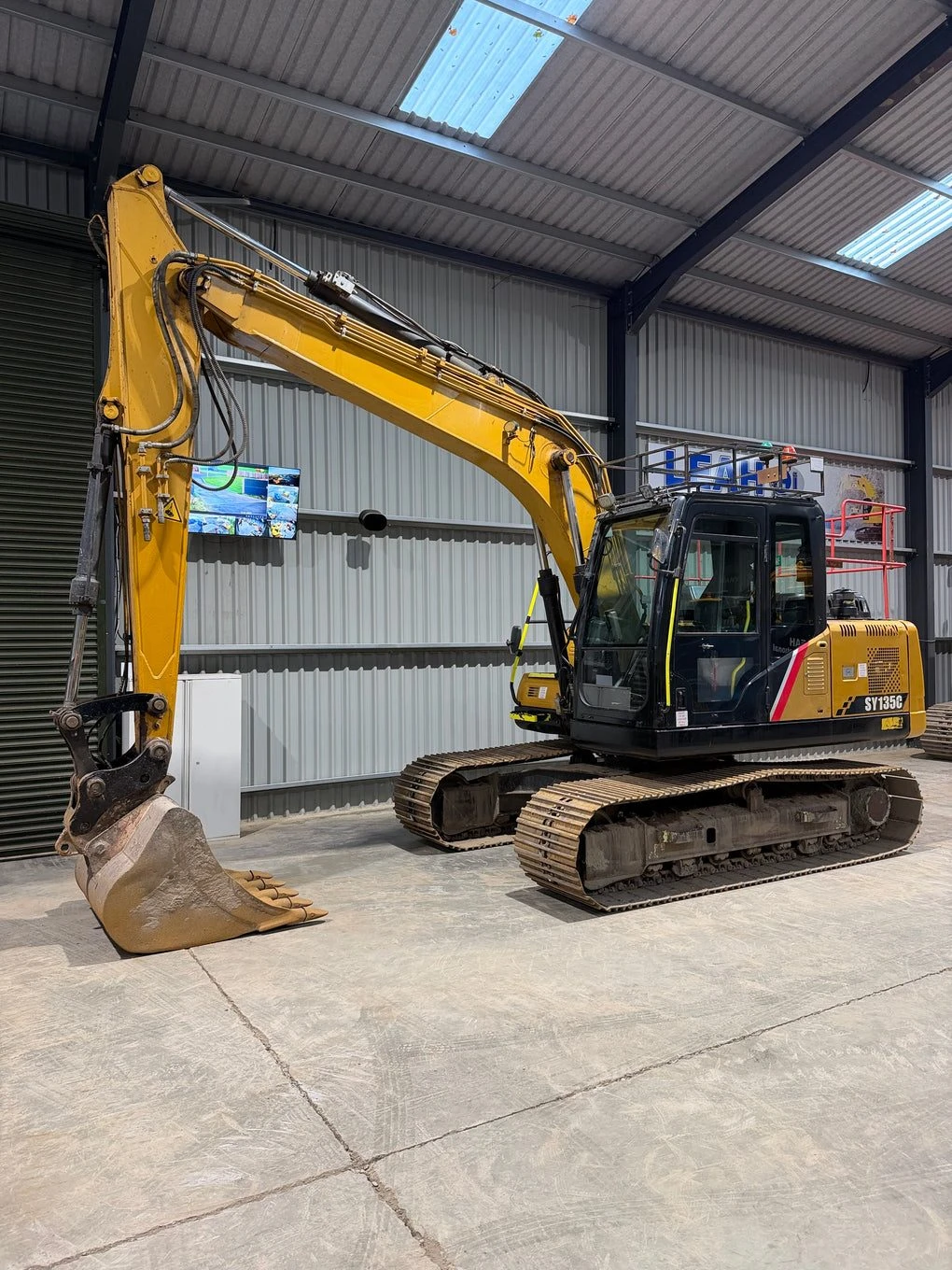 ����� Sany SY135C 2018 | Mobile.bg � ����������� 5