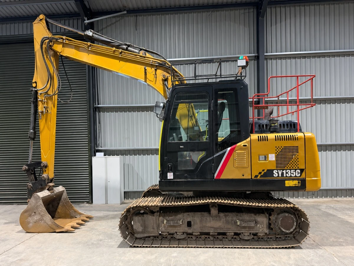 ����� Sany SY135C 2018 | Mobile.bg � ����������� 2