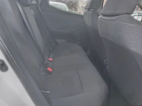 Toyota Yaris 1.5i Гаранционна, снимка 9