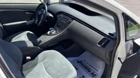 Toyota Prius Нов внос от Италия, снимка 9