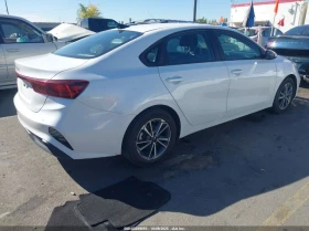 Kia Forte 2.0L I-4 DOHC, VVT, 147HP Front Wheel Drive - 24200 лв. / 12373.26 € - 91680340 9