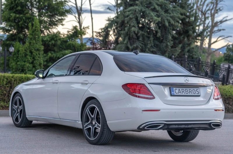 Mercedes-Benz E 220 AMG WIDESCREEN, камера, топ състояние, лизинг, снимка 5 - Автомобили и джипове - 42656150