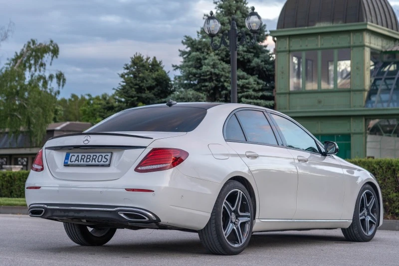 Mercedes-Benz E 220 AMG WIDESCREEN, камера, топ състояние, лизинг, снимка 7 - Автомобили и джипове - 42656150