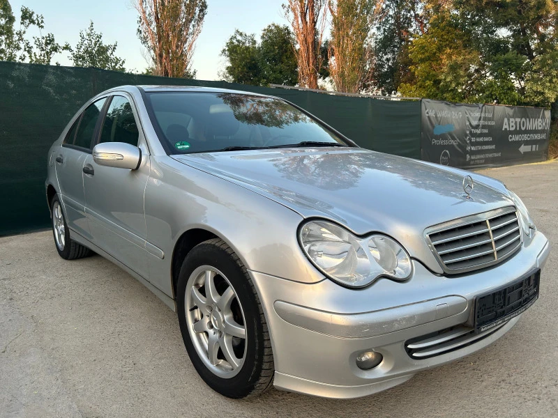 Mercedes-Benz C 180 Kompressor, снимка 8 - Автомобили и джипове - 46561449