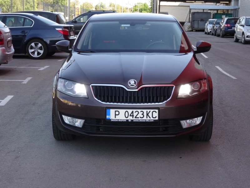 Skoda Octavia 2.0TDI Elegance, снимка 1 - Автомобили и джипове - 47332442