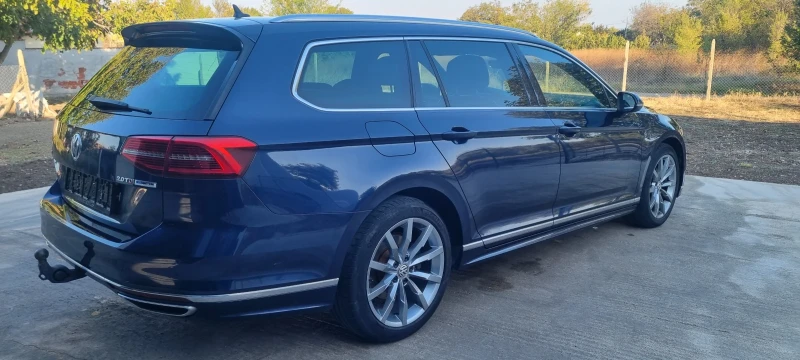 VW Passat, снимка 13 - Автомобили и джипове - 47645647