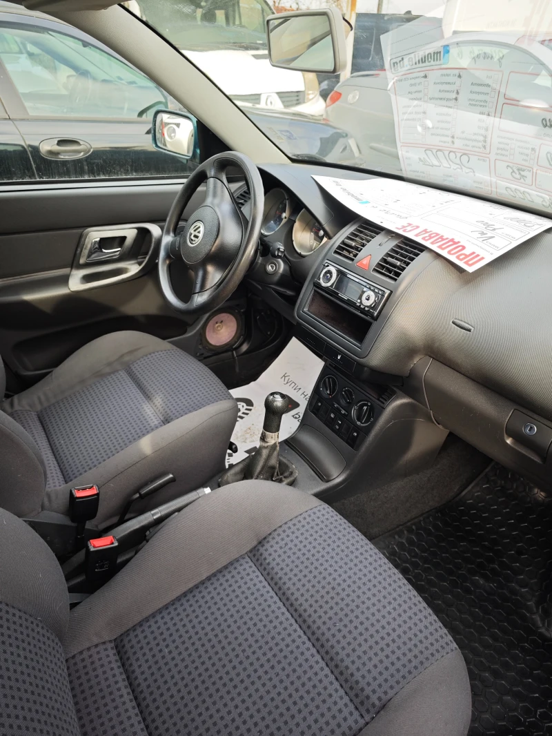 VW Polo 1.4I , снимка 7 - Автомобили и джипове - 48771211