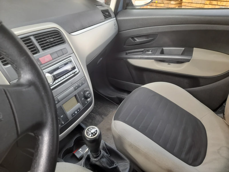 Fiat Punto, снимка 7 - Автомобили и джипове - 48948125