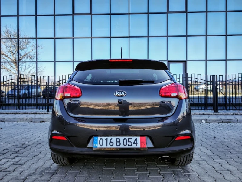 Kia Ceed * 1, 6 CRDi* ACTIVE* PANORAMA* KAMERA* KEYLESS* FU, снимка 6 - Автомобили и джипове - 49070085